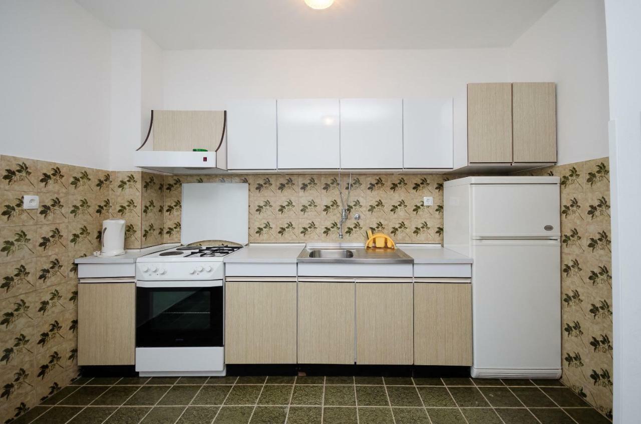 Apartments Marija Lopar Buitenkant foto